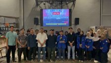 Sesi foto bersama Aliansi BEM madiun Pasca usai diskusi (DetakIndo.com)