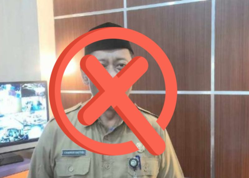 Chainur Rasyid, Kepala Dinas Ketahanan Pangan dan Pertanian Kabupaten Sumenep, saat menghadapi sorotan publik terkait dugaan pungli bantuan dan pengelolaan upland yang menuai kritik masyarakat. Foto/Detak Indo. 