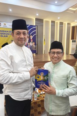 IKA PMII Bedah Buku Kepemimpinan di Muktamar ke-35 NU, Soroti Masa Depan NU di Era Digital