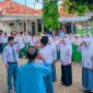 Kegiatan upacara bendera di Yayasan Nurul Hajar, Desa Banraas, Kecamatan Dungkek, Kabupaten Sumenep ( DetakIndo.com).