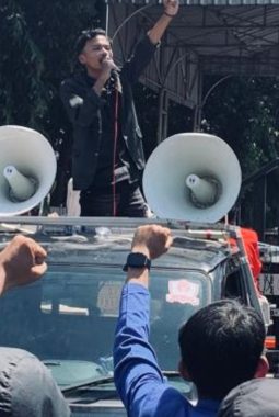UINSA Memanas, Mahasiswa Segel Gerbang dan Desak Evaluasi Kepemimpinan Rektor