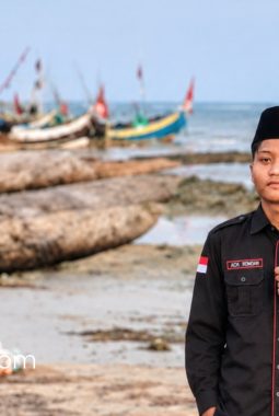 Kayu Gelondongan Terdampar di Dungkek, Aliansi BEM Sumenep Desak Pemerintah Usut Tanggung Jawab dan Pengawasan Angkutan Hasil Hutan